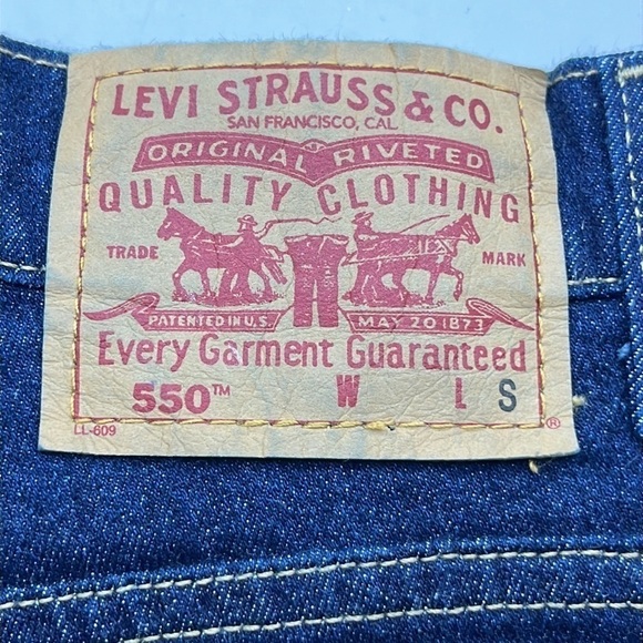 Levi’s Vintage 550 size 10R - Picture 10 of 16